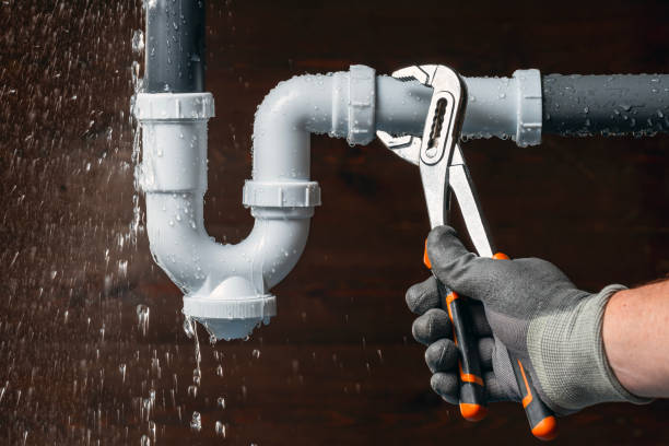 Professional Emergency Plumber technician working in Milford, NJ
